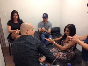 hipnotizando aline riscado no cqc