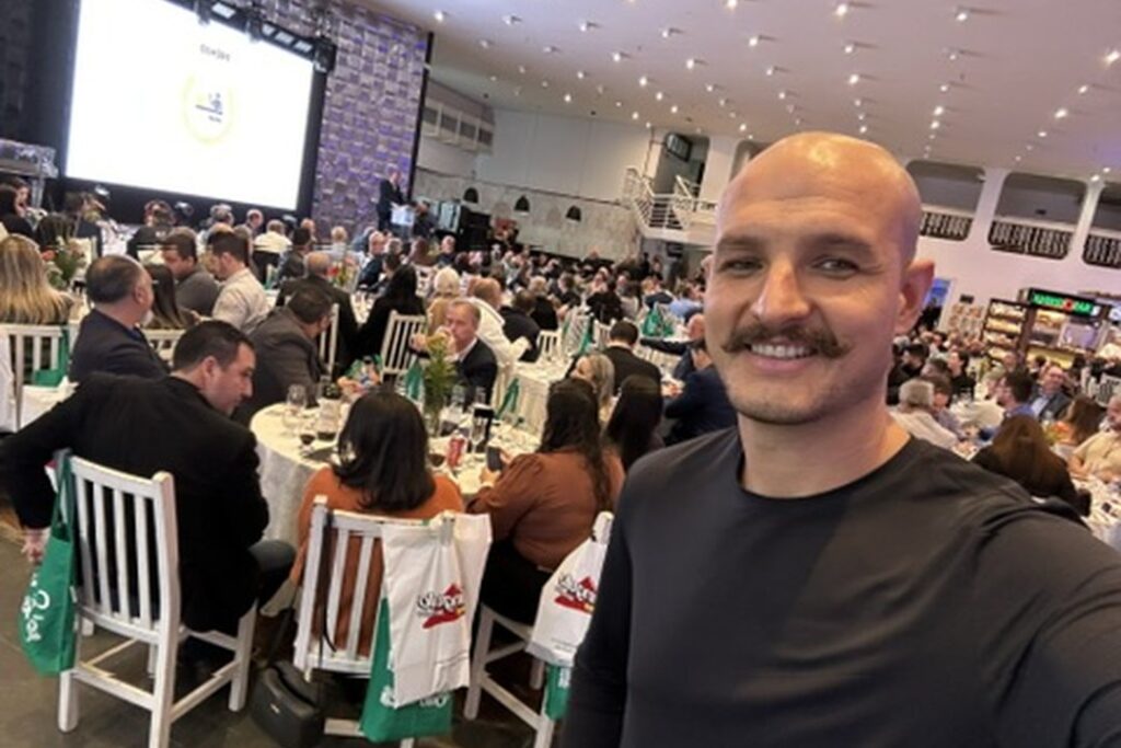 Rafael Baltresca em palestra