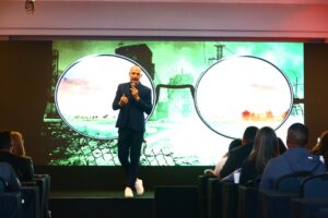 Rafael Baltresca em palestra