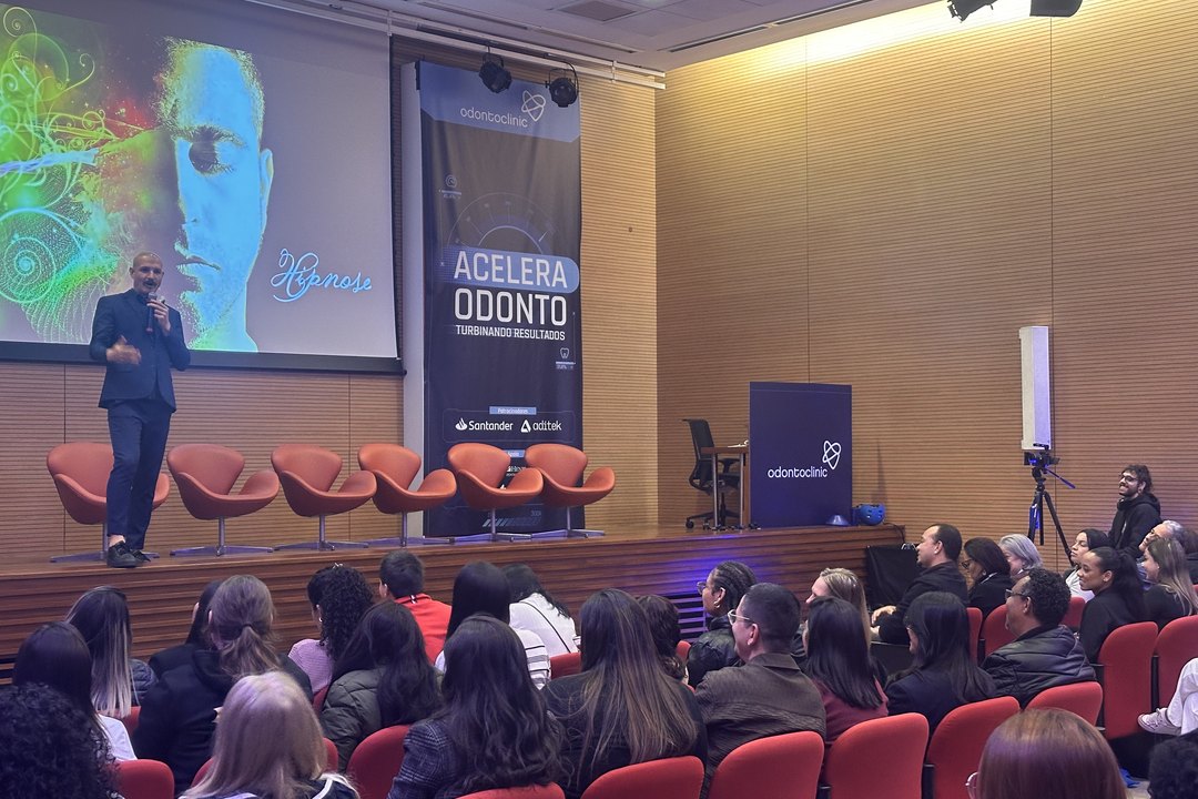 Rafael Baltresca em palestra