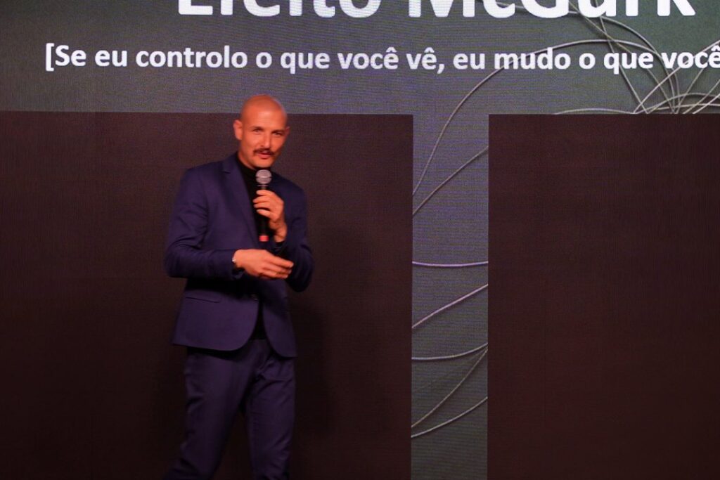 Rafael Baltresca em palestra